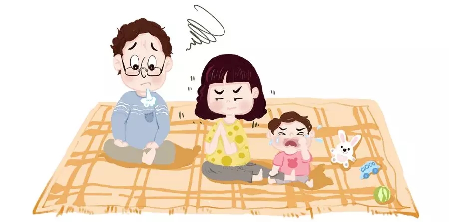 孩子哭闹时，高情商的父母肯定会做这件事！1.webp.jpg